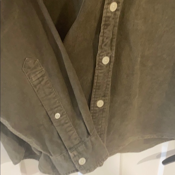 Men’s Abercrombie corduroy shirt - Picture 3 of 4